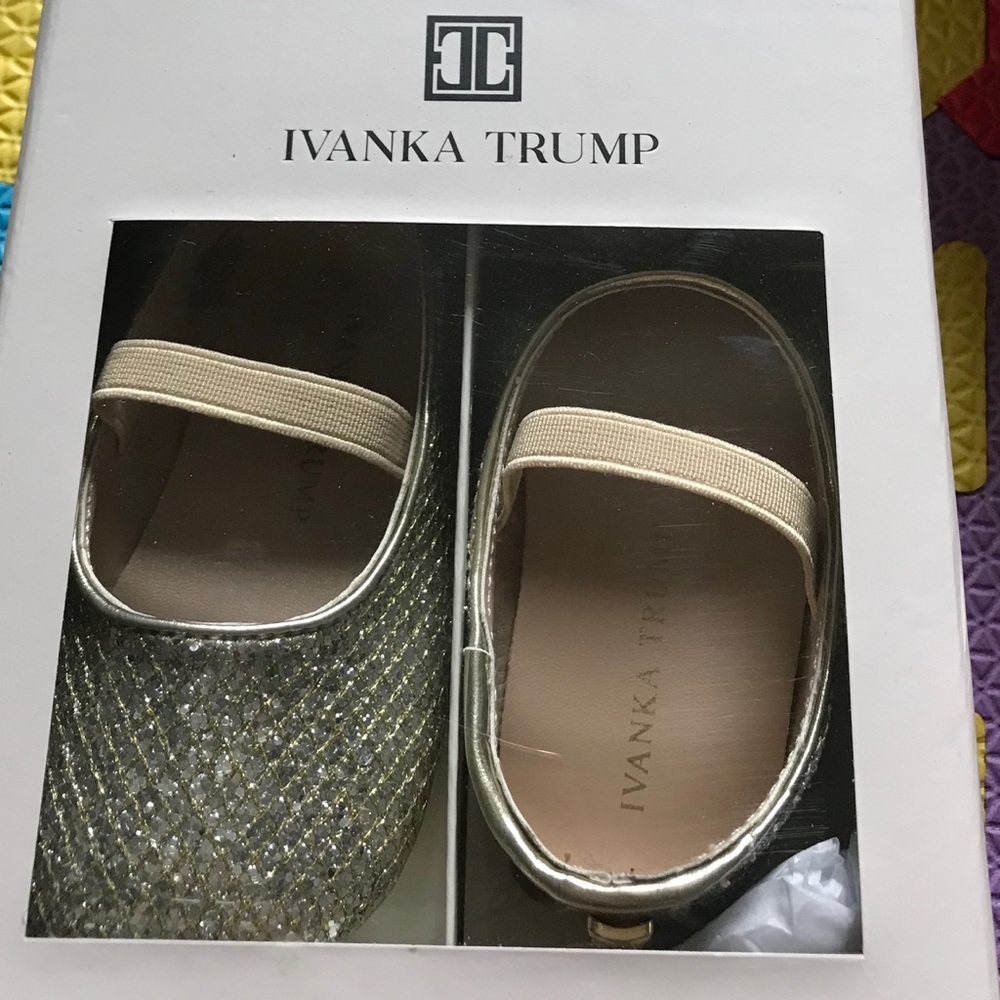 Kids shoes
